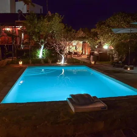 The Red House In Villa Dassia (Corfu)