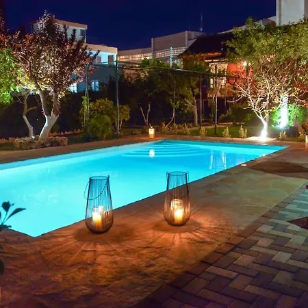 The Red House In Villa Dassia (Corfu)